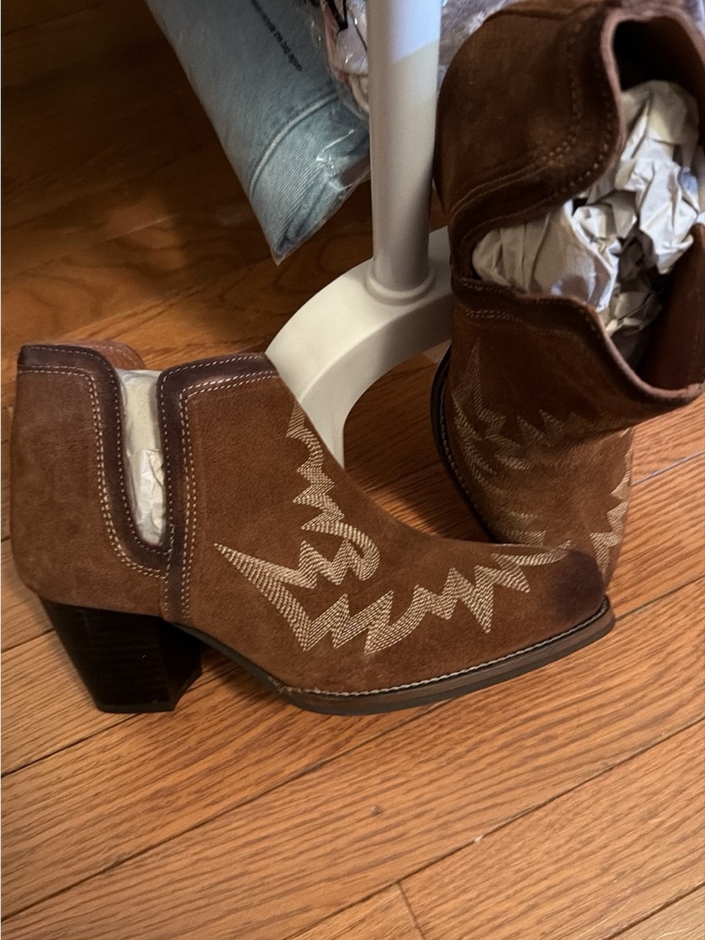 Roper Brown Suede Western Ankle Bootie with Contrast Stitching - Picture 2 of 4